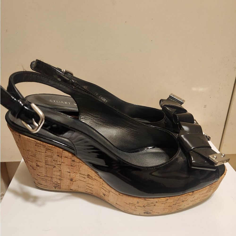Stuart Weitzman "Bodajean Bow" Black Patent Leather Wedge Sandals Sz.9 Ret. $495
